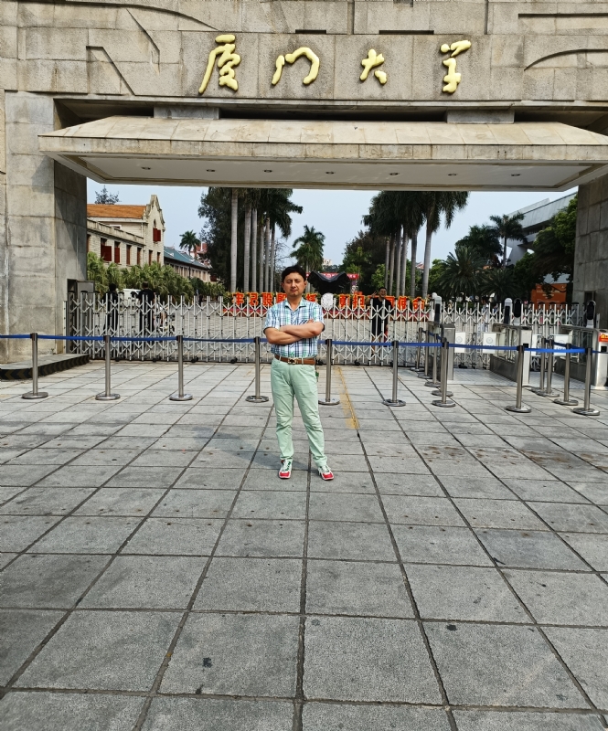 朱琦的第一张照片--巢湖闪婚服务中心