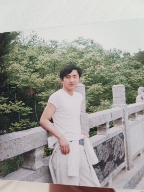朱琦的第二张照片--巢湖闪婚服务中心